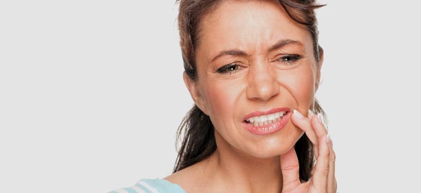 Quelques clous de girofle - Remède naturels pour soulager une rage de dent  - Doctissimo